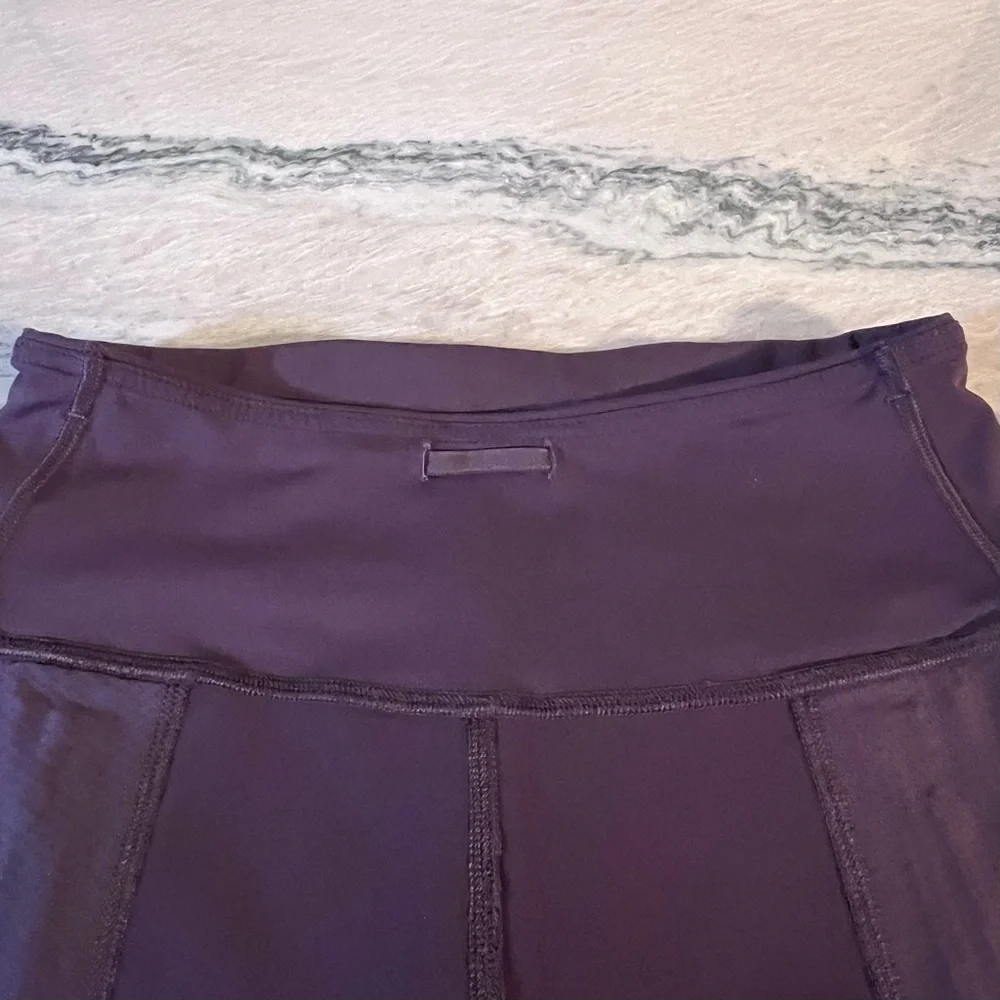 Lululemon Invigorate 7/8 Tight (25") - Picture 13 of 14
